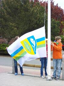 Hissen der Flagge von Graal-Müritz